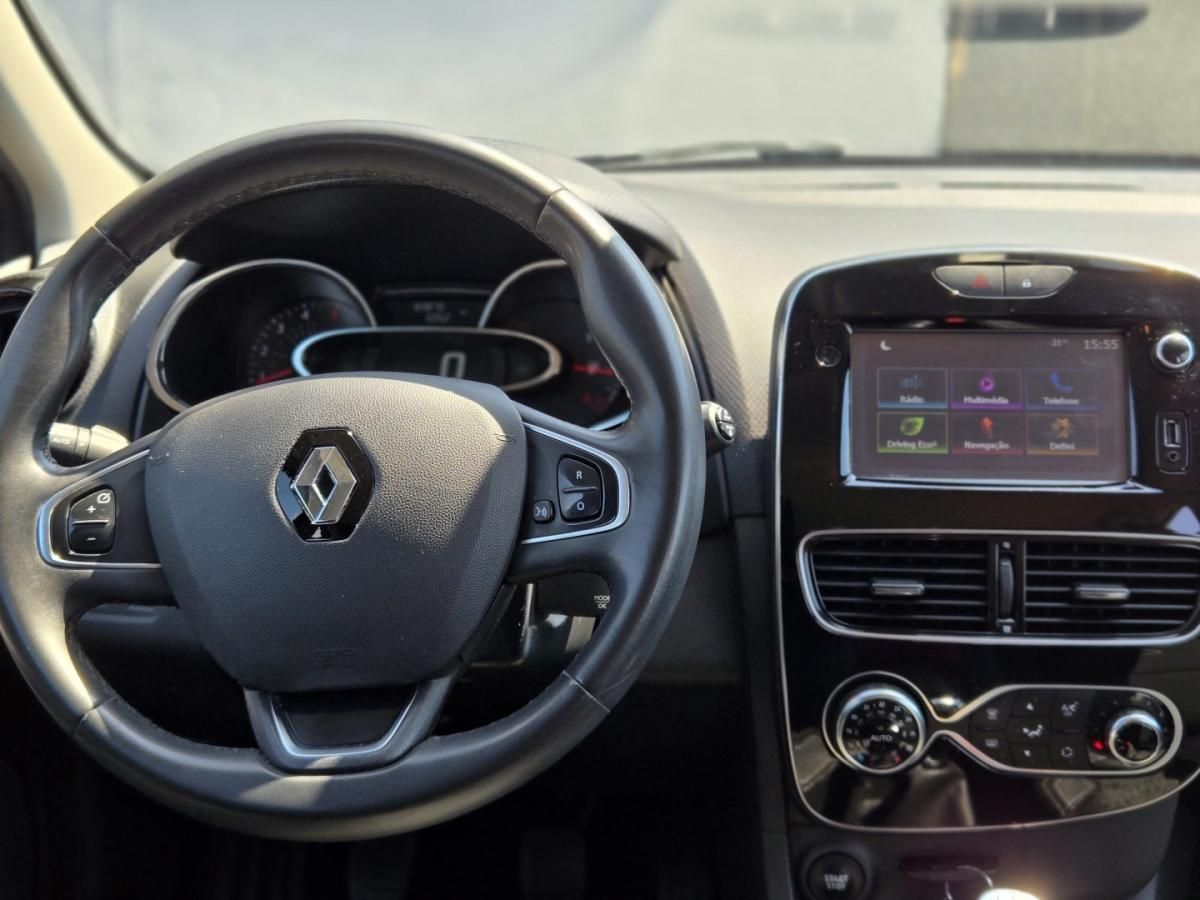 renault-clio-sport-tourer-2018-diesel-1461cc