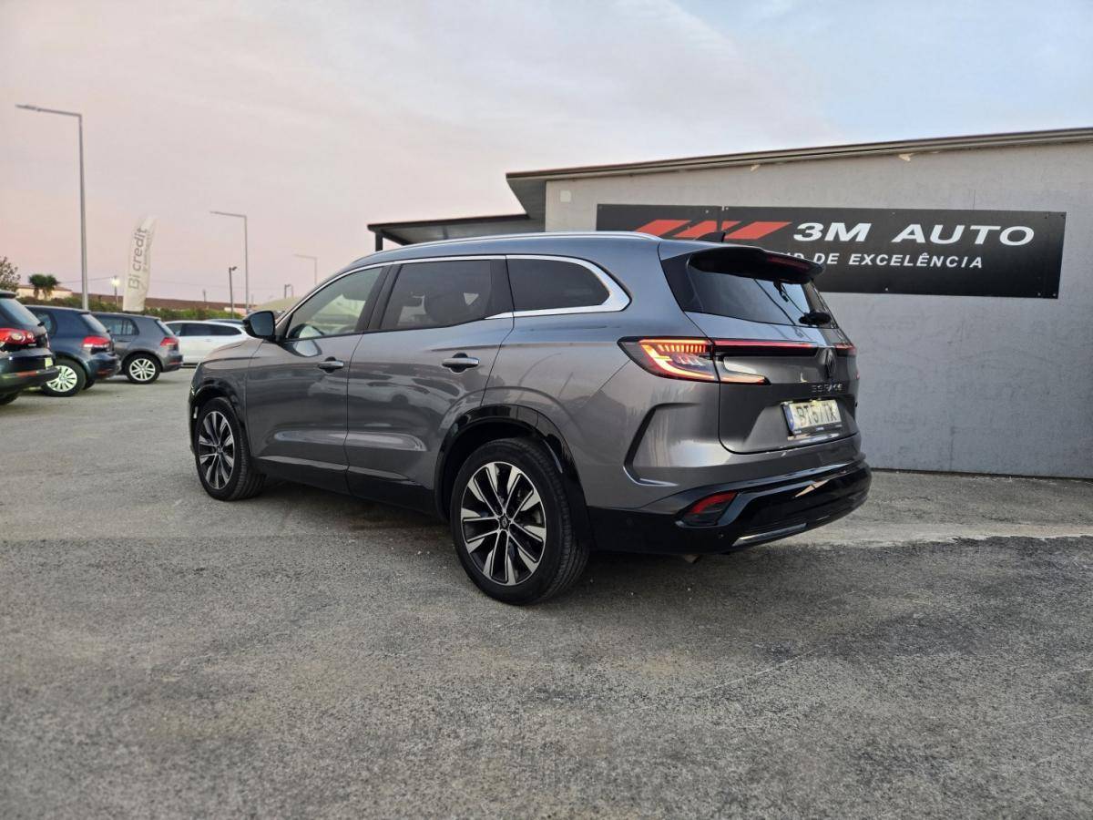 renault-espace-2025-hibrido-1199cc