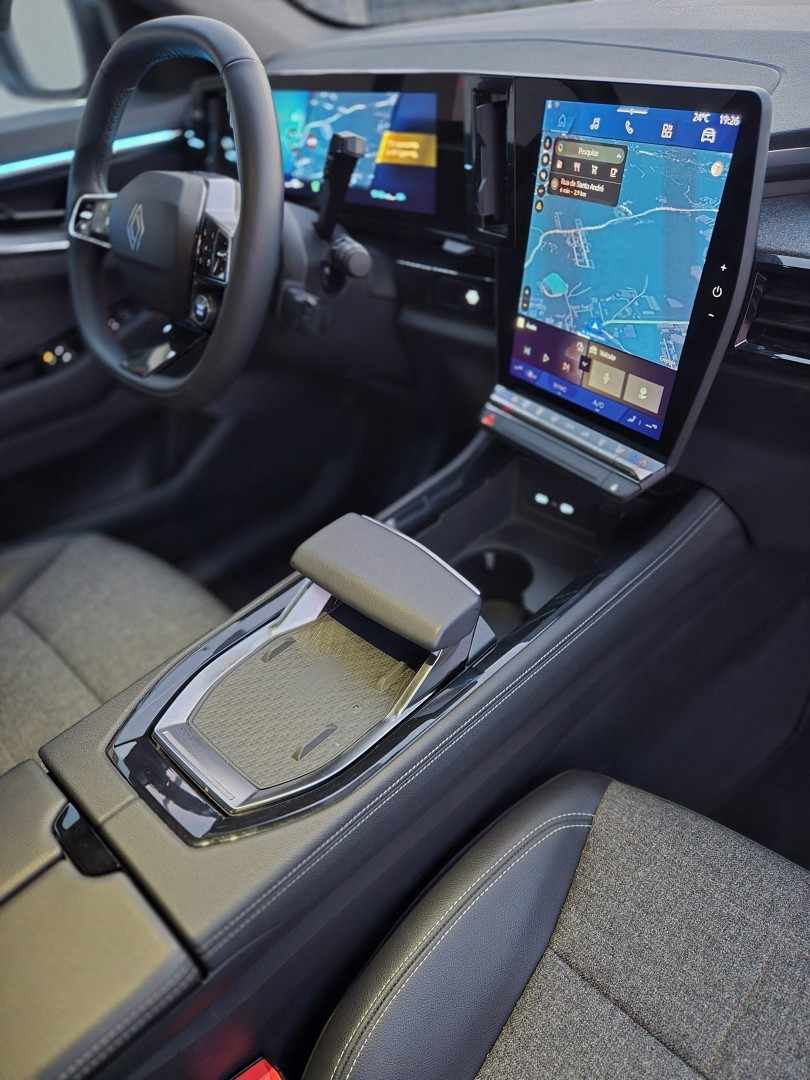renault-espace-2025-hibrido-1199cc
