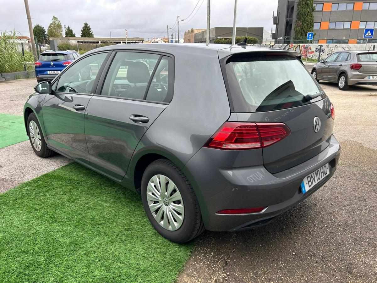 volkswagen-golf-2018-diesel-1598cc