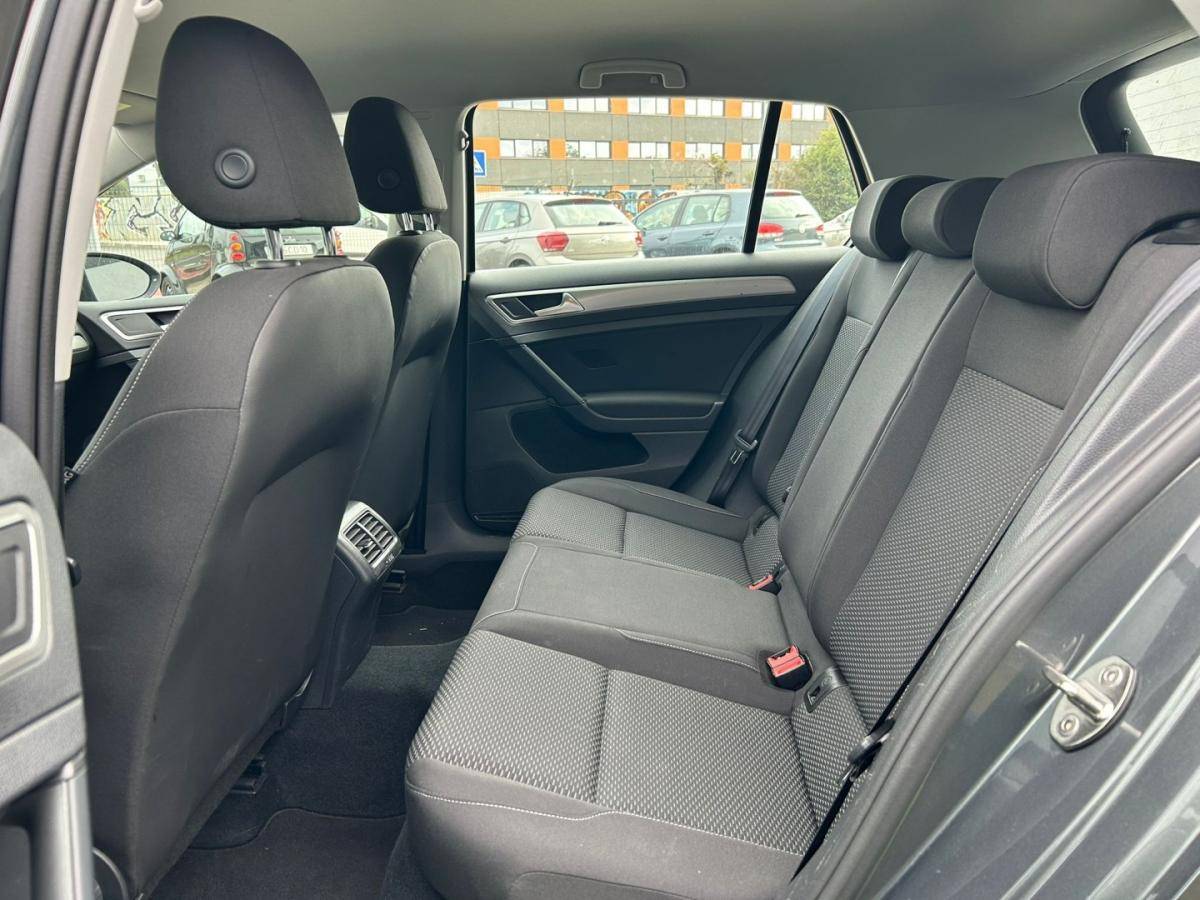 volkswagen-golf-2018-diesel-1598cc