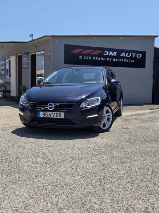 volvo-v60-2017-hibrido-2400cc