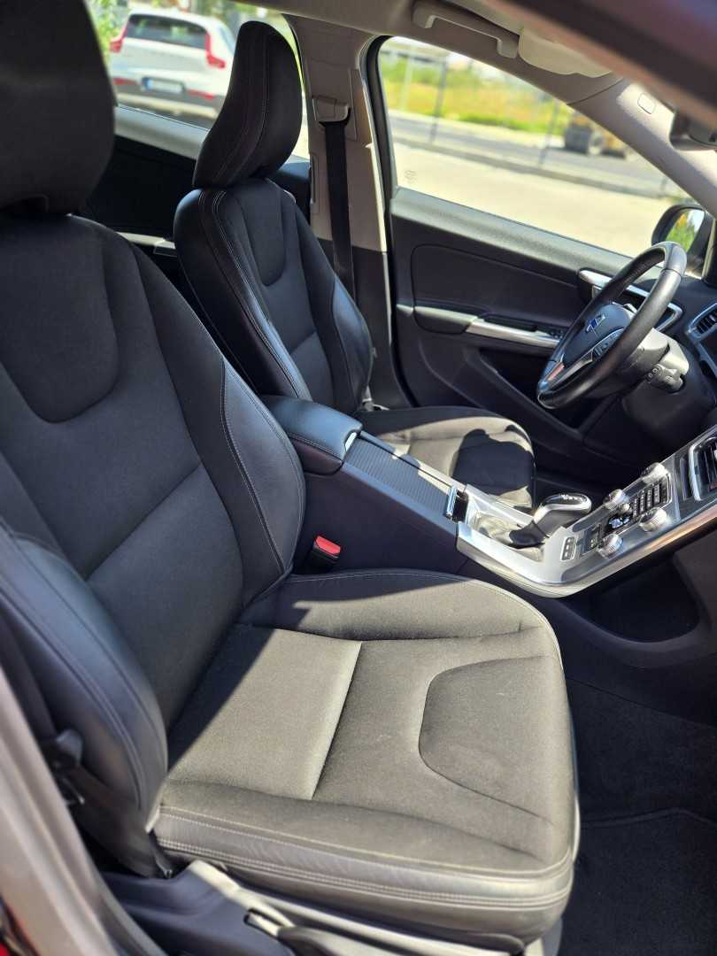 volvo-v60-2017-hibrido-2400cc