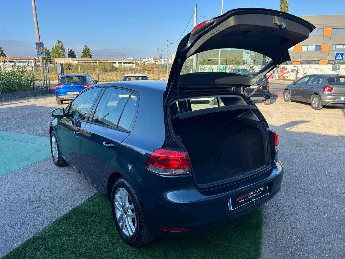 volkswagen-golf-2009-diesel-1598cc