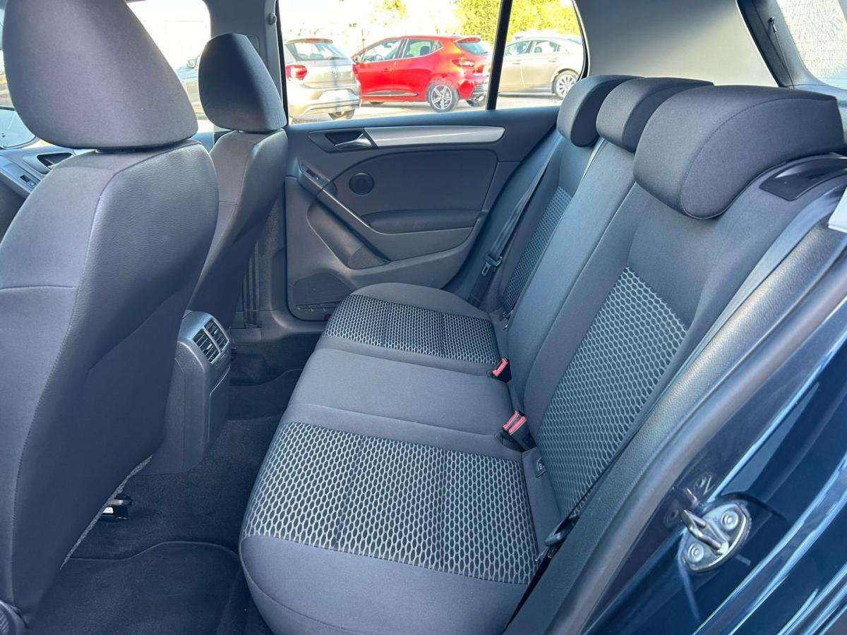 volkswagen-golf-2009-diesel-1598cc