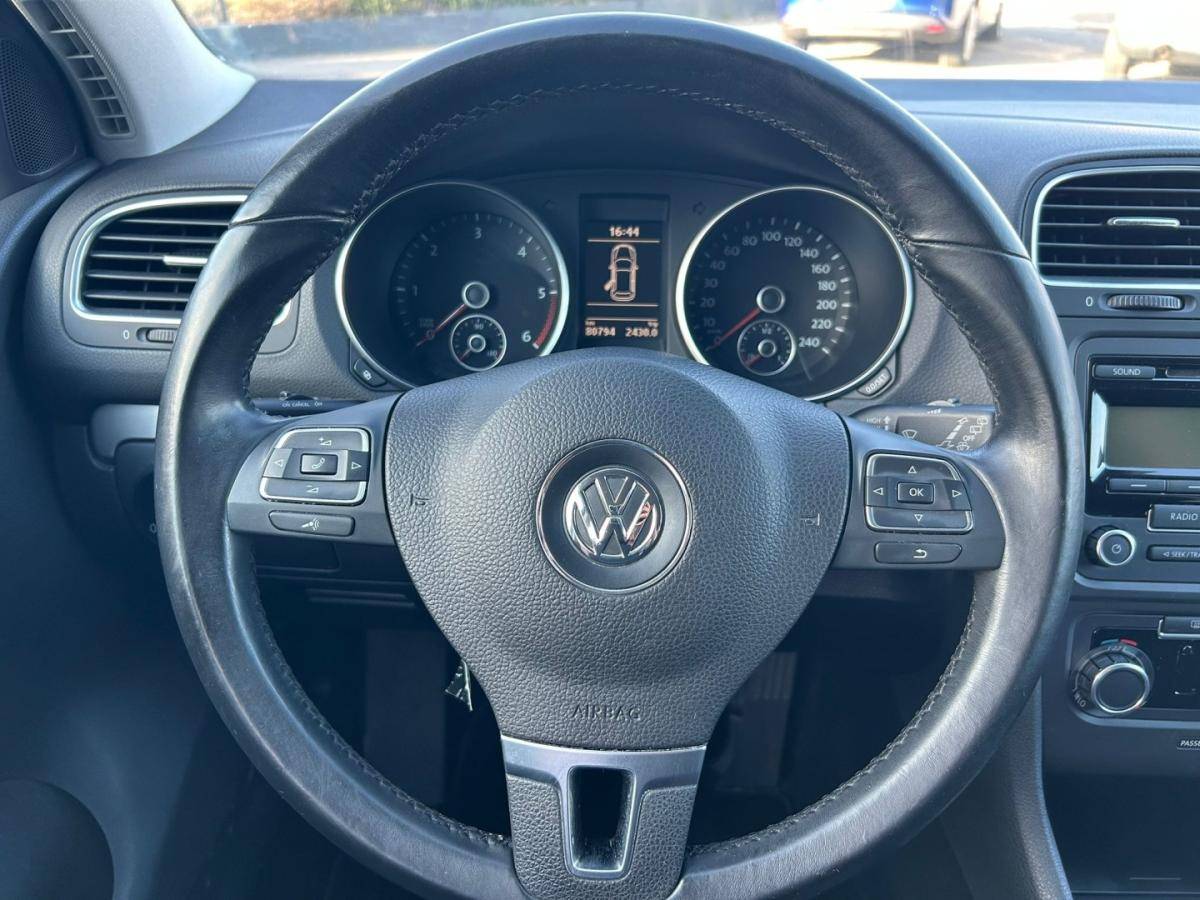 volkswagen-golf-2009-diesel-1598cc