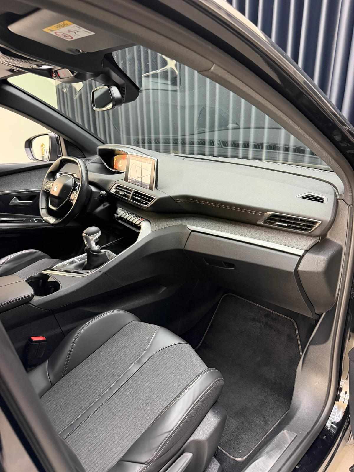 peugeot-3008-1-2-puretech-2017-gasolina-1199cc