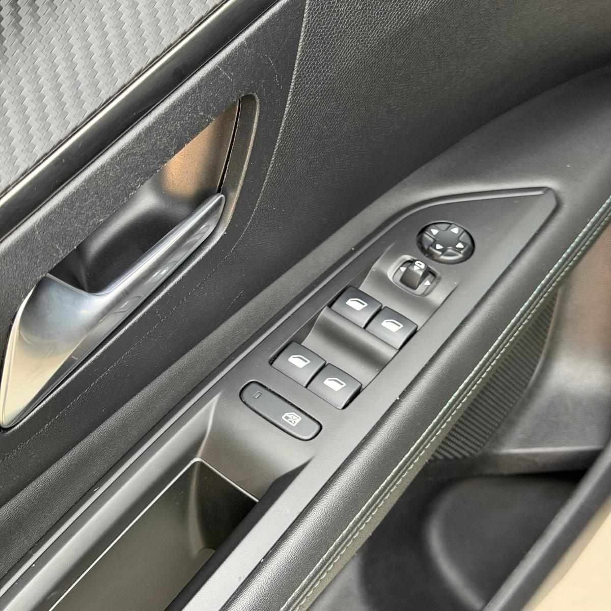 peugeot-3008-1-2-puretech-2021-gasolina-1199cc