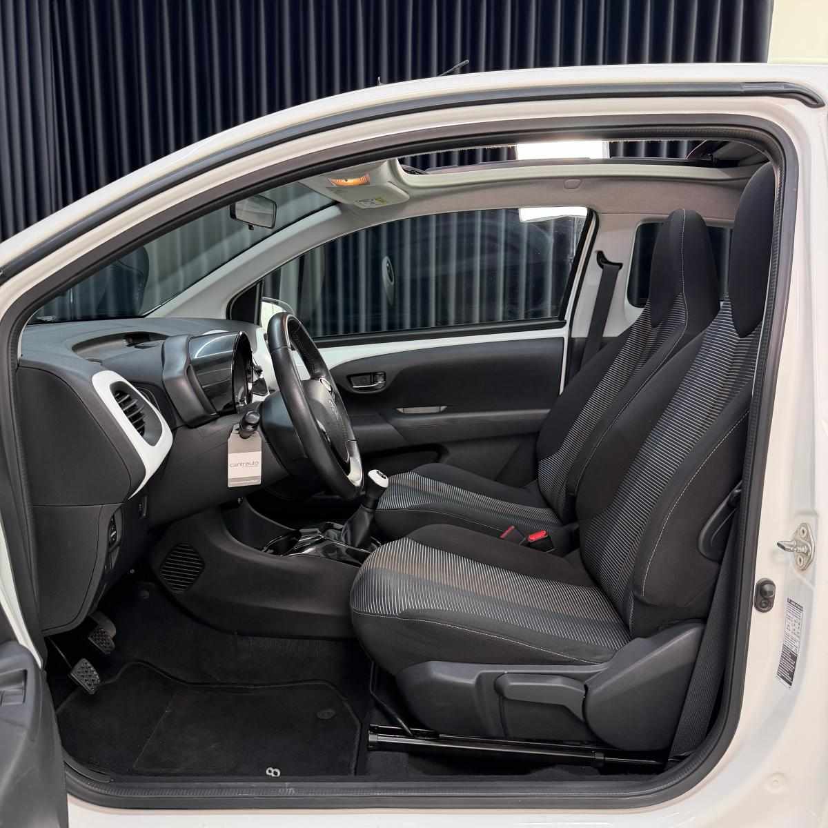 peugeot-108-1-0-vti-2015-gasolina-998cc