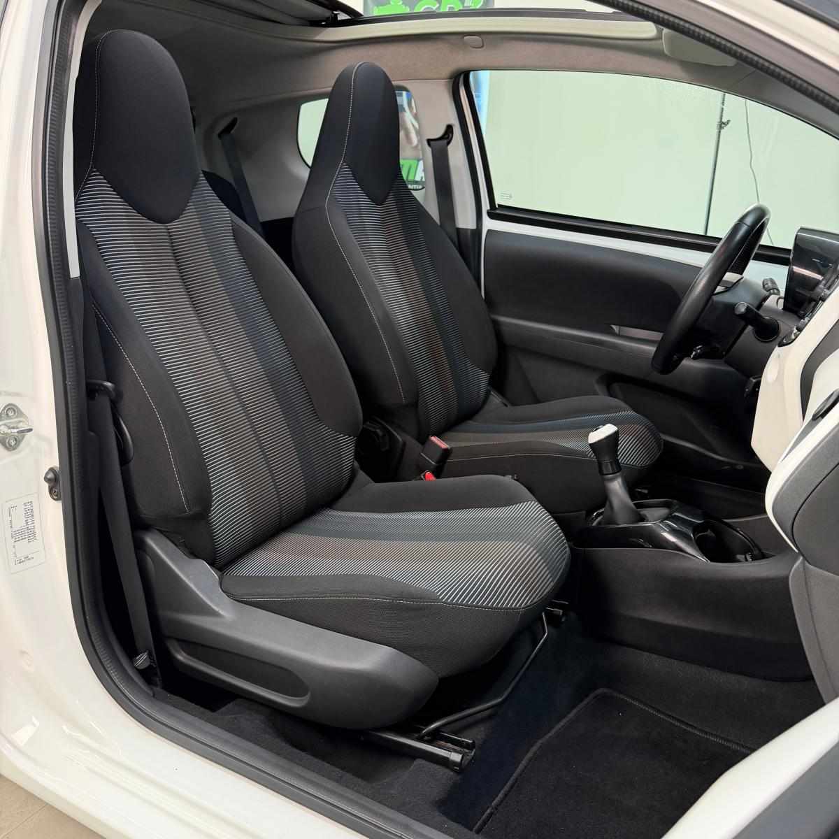 peugeot-108-1-0-vti-2015-gasolina-998cc