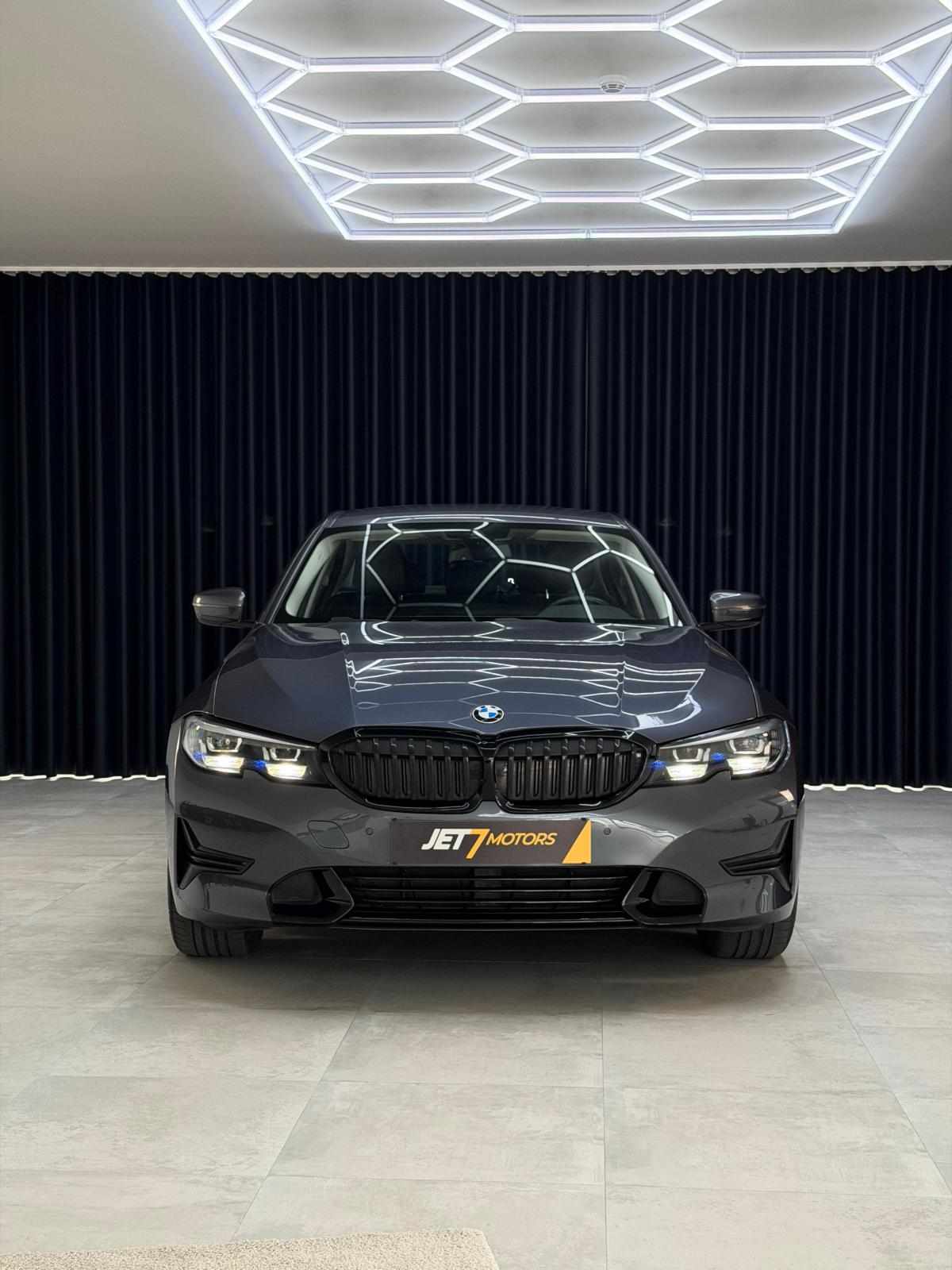 bmw-serie-3-320d-2022-diesel-1995cc