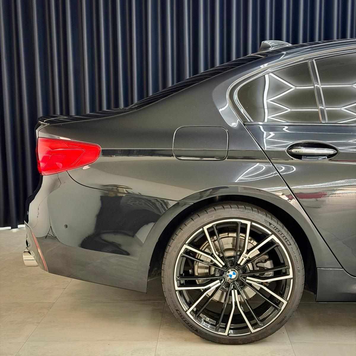 bmw-serie-5-520d-2019-diesel-1995cc