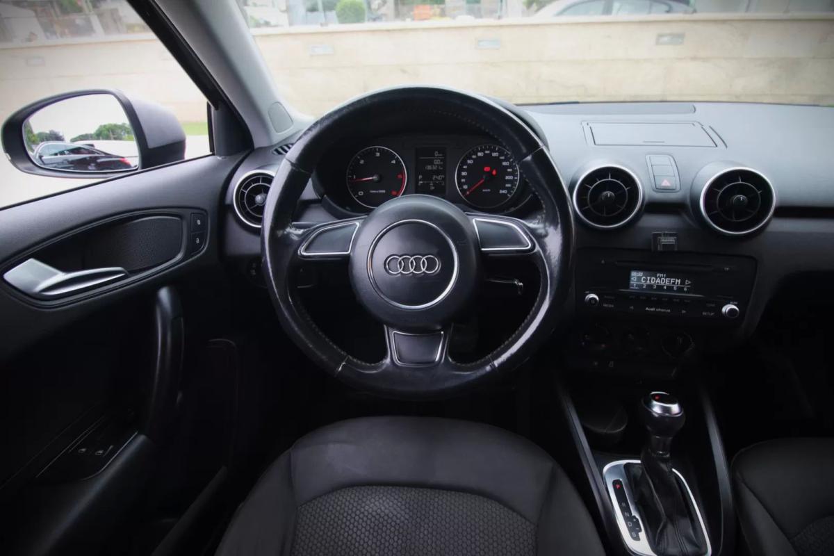 audi-a1-2011-diesel-1598cc