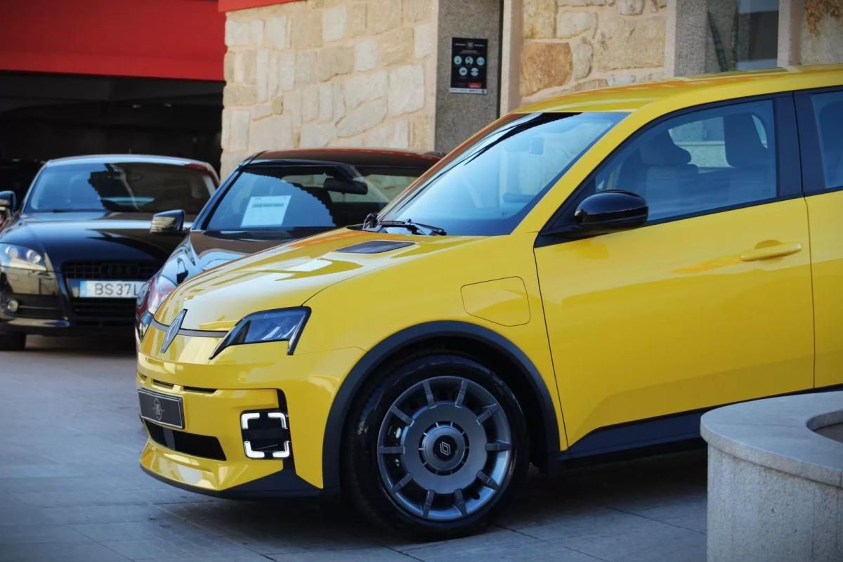 renault-5-e-tech-2025-eletrico-0cc