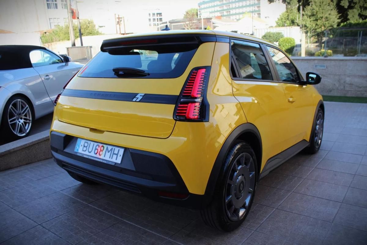renault-5-e-tech-2025-eletrico-0cc