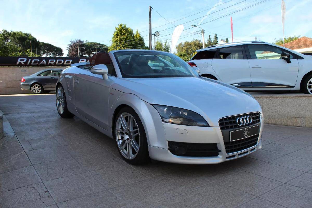 audi-tt-2009-gasolina-1984cc
