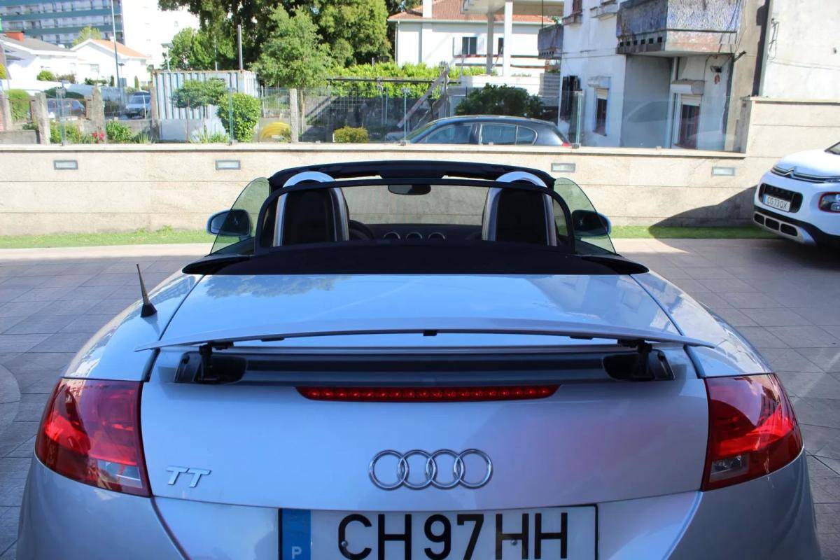 audi-tt-2009-gasolina-1984cc