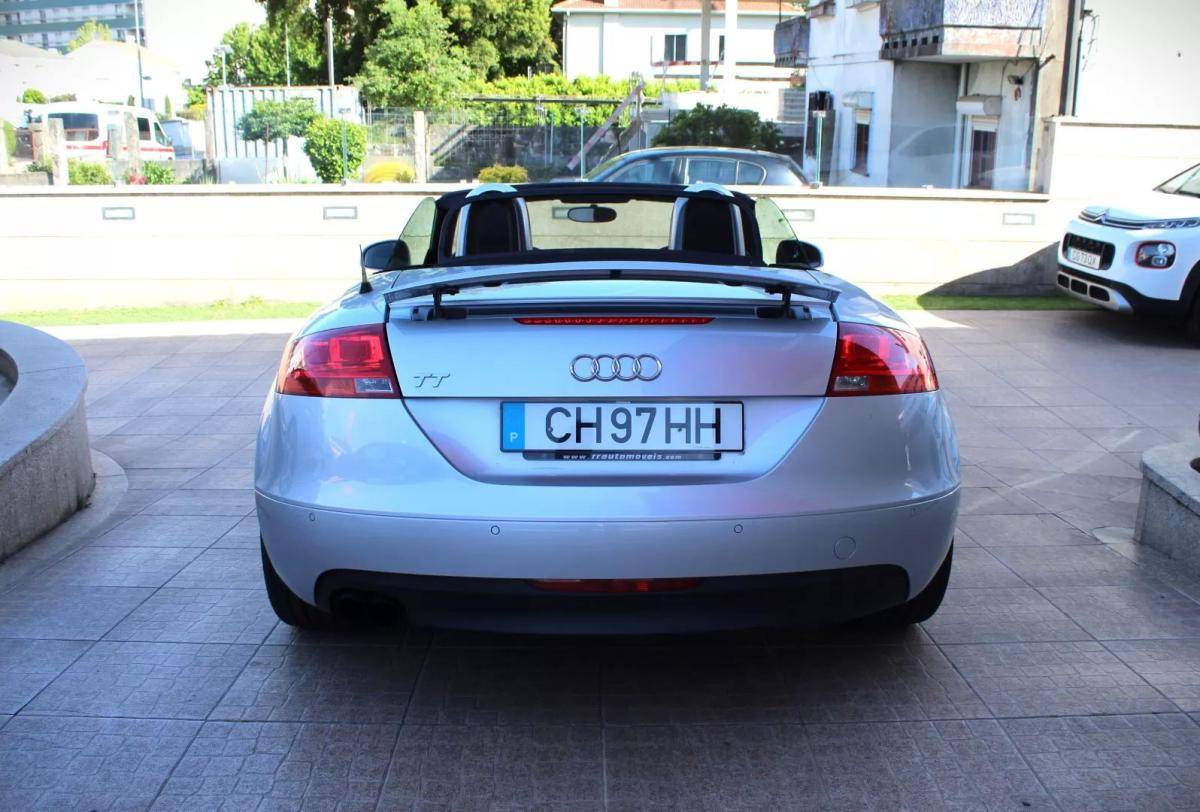 audi-tt-2009-gasolina-1984cc