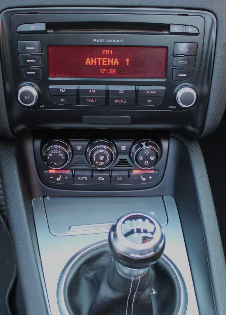 audi-tt-2009-gasolina-1984cc