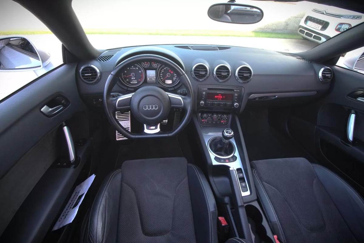 audi-tt-2009-gasolina-1984cc