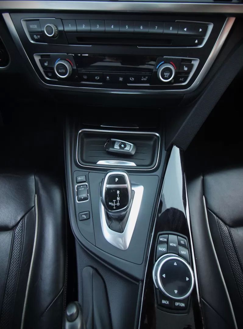 bmw-335-2013-gasolina-2979cc