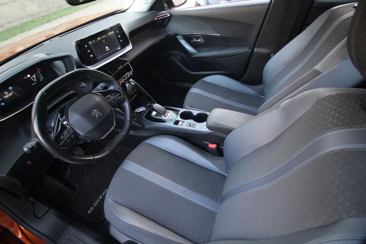 peugeot-e-2008-2020-eletrico-200cc