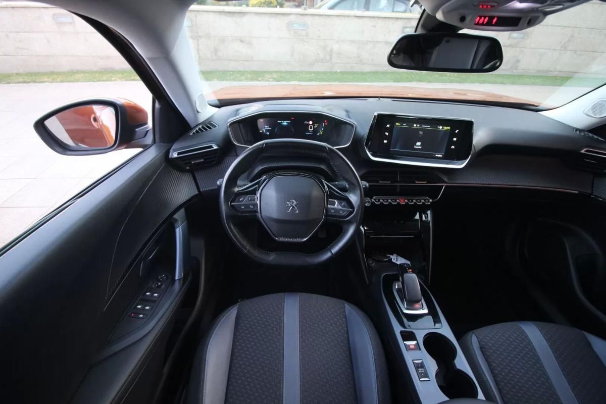 peugeot-e-2008-2020-eletrico-200cc