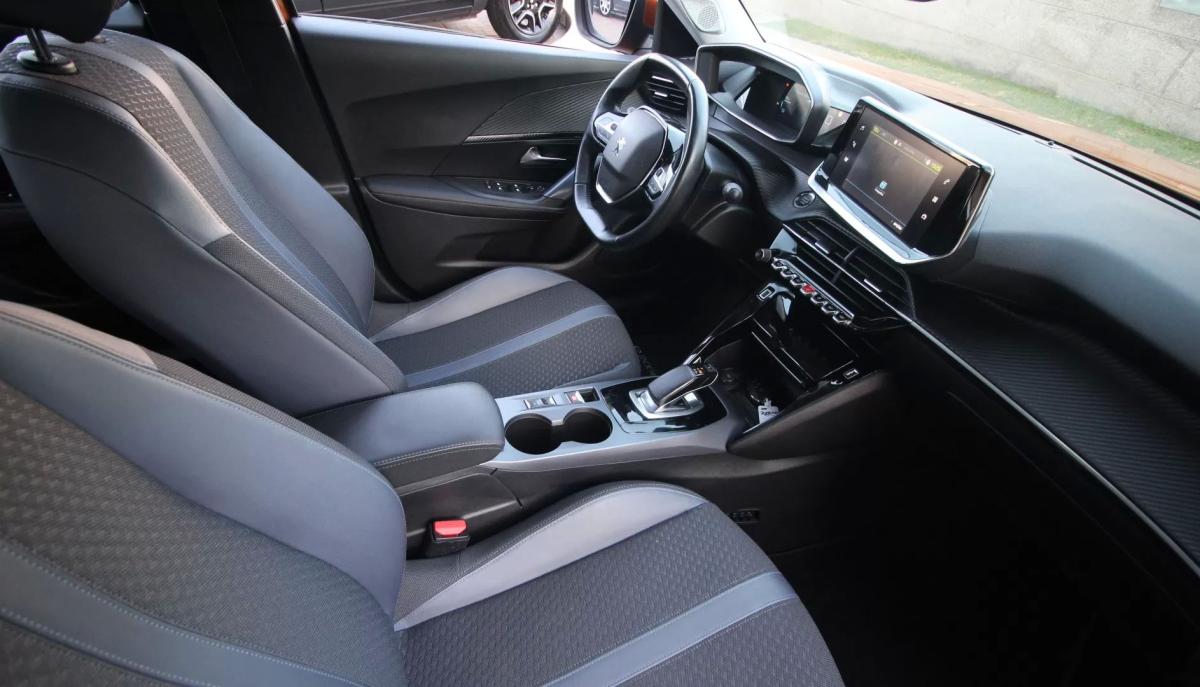 peugeot-e-2008-2020-eletrico-200cc