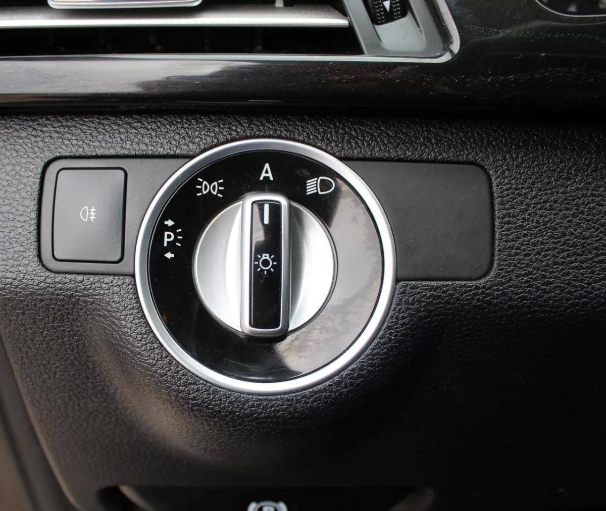 mercedes-benz-classe-e-2010-diesel-2143cc