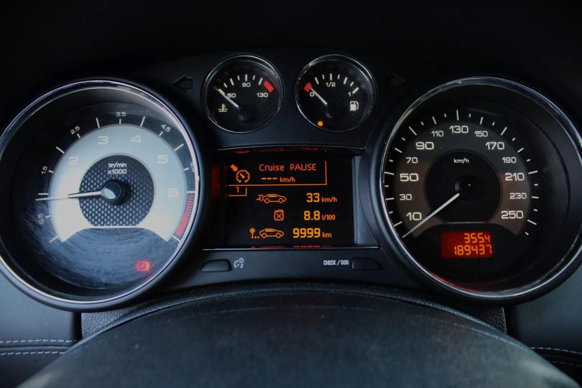 peugeot-rcz-2012-gasolina-1598cc