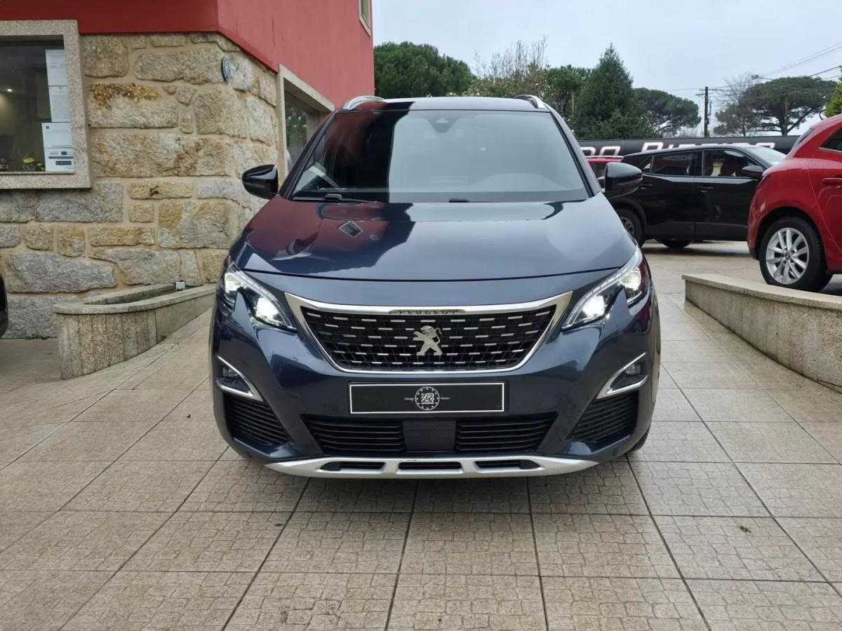 peugeot-5008-2019-gasolina-1199cc