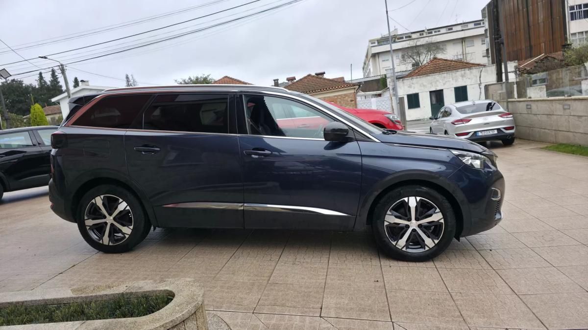 peugeot-5008-2019-gasolina-1199cc