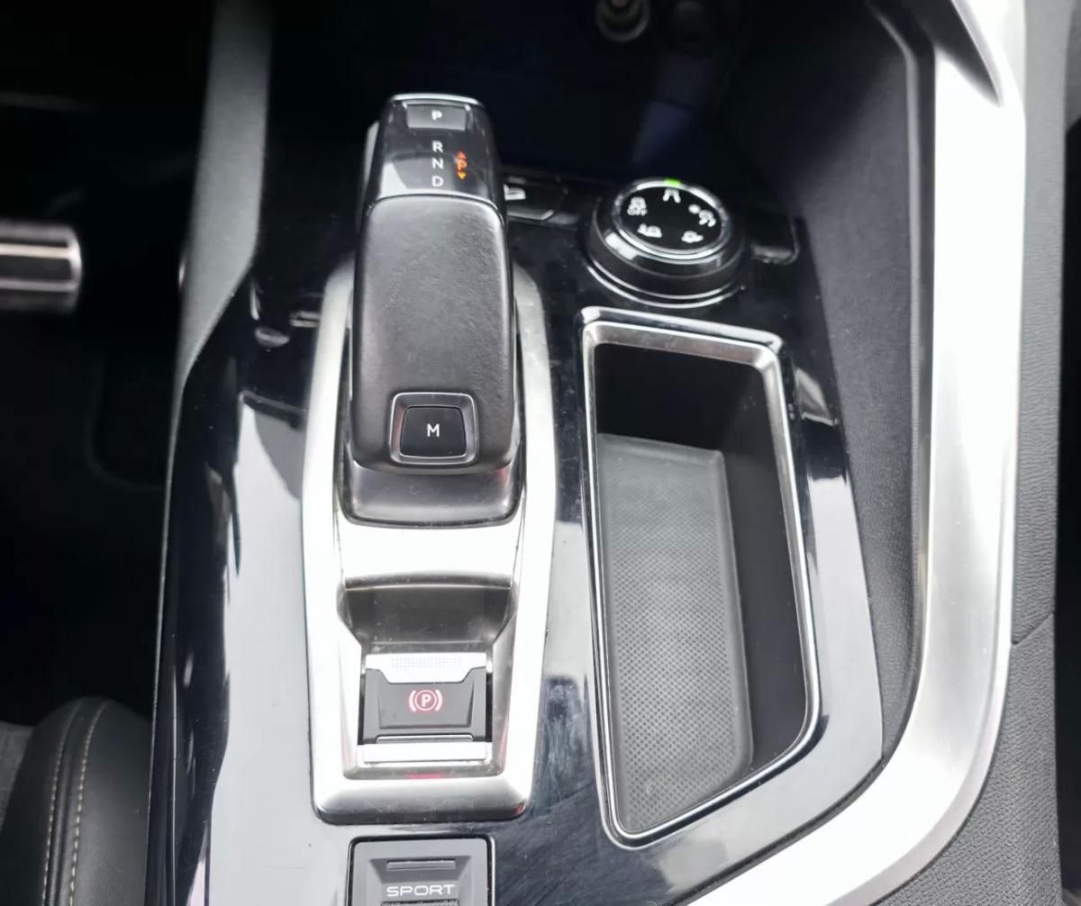peugeot-5008-2019-gasolina-1199cc