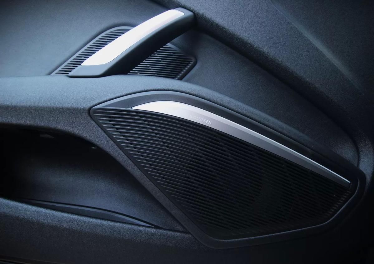 audi-tt-2015-gasolina-1984cc