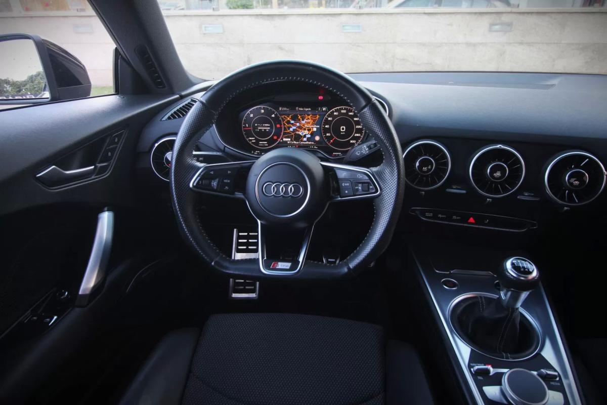 audi-tt-2015-gasolina-1984cc