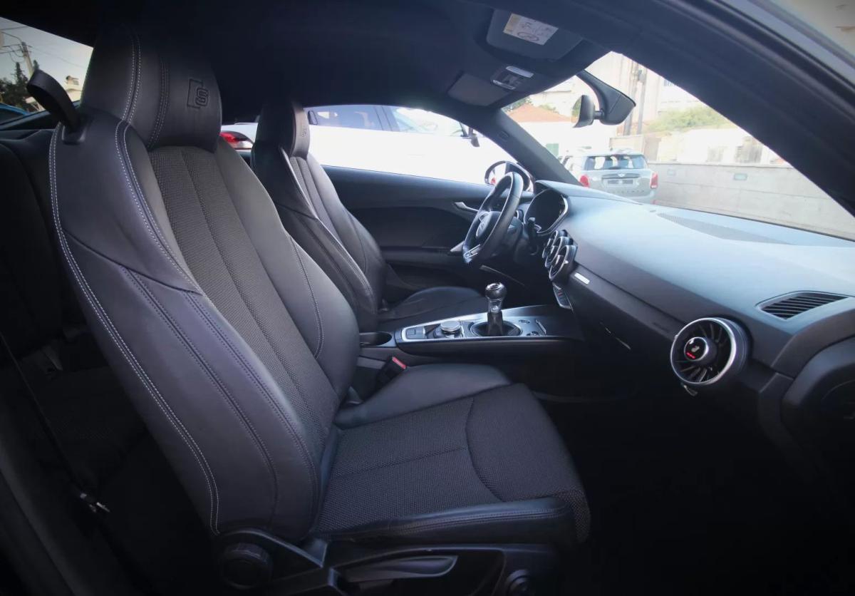 audi-tt-2015-gasolina-1984cc