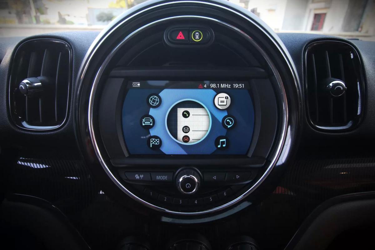 mini-countryman-2018-hibrido-1499cc