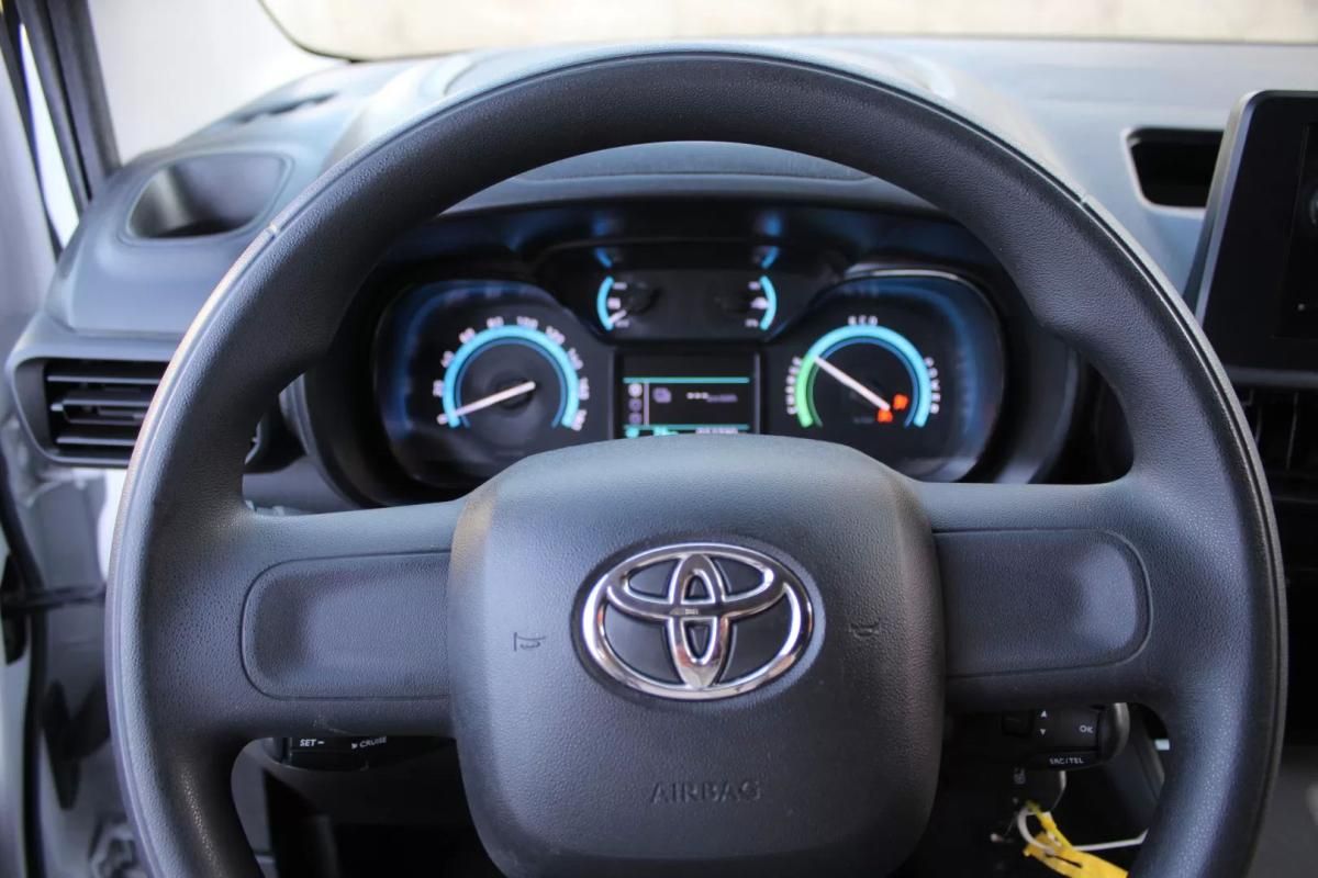 toyota-proace-city-2022-eletrico-0cc