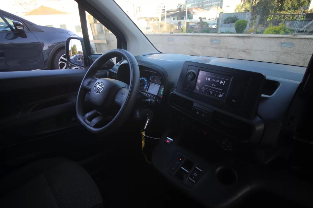 toyota-proace-city-2022-eletrico-0cc