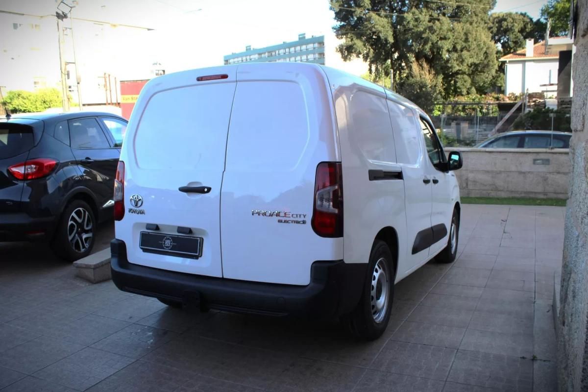 toyota-proace-city-2022-eletrico-0cc