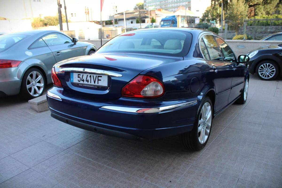 jaguar-x-type-2003-gasolina-2099cc
