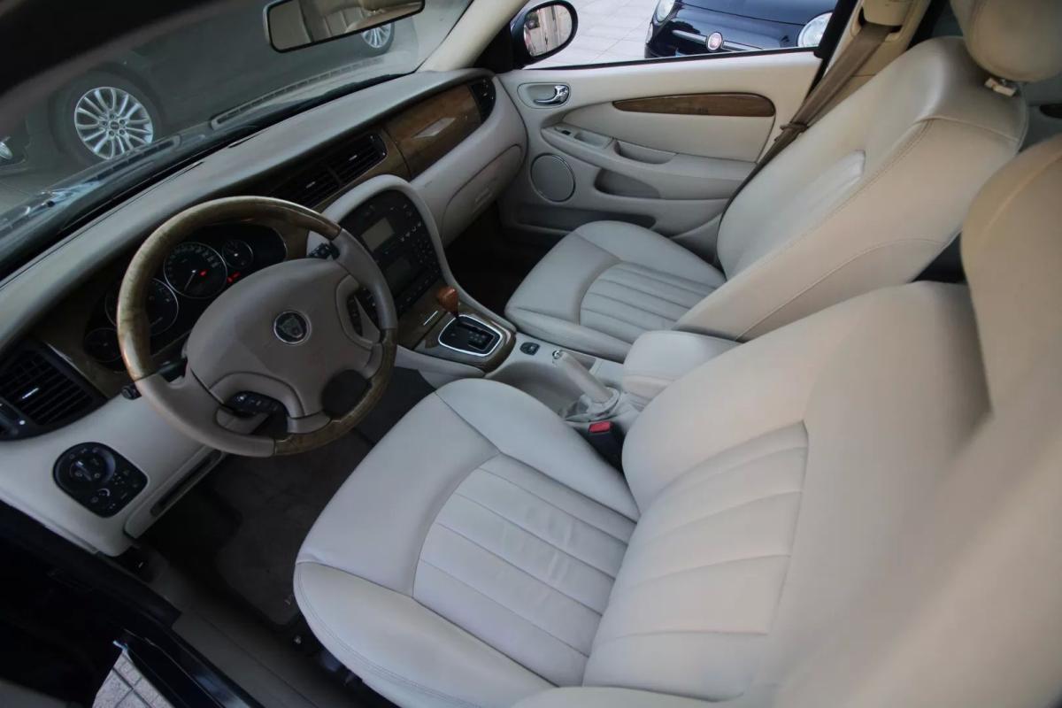 jaguar-x-type-2003-gasolina-2099cc