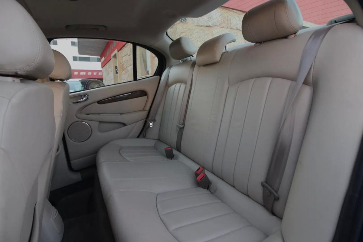 jaguar-x-type-2003-gasolina-2099cc