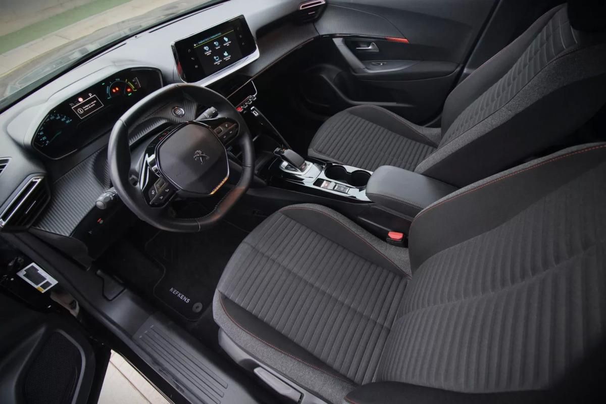 peugeot-e-2008-2020-eletrico-0cc