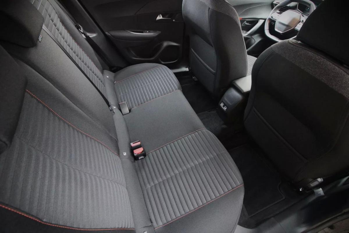 peugeot-e-2008-2020-eletrico-0cc