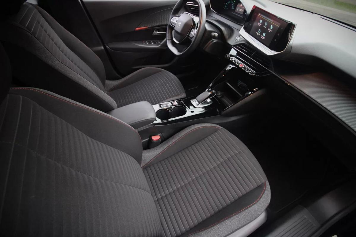 peugeot-e-2008-2020-eletrico-0cc