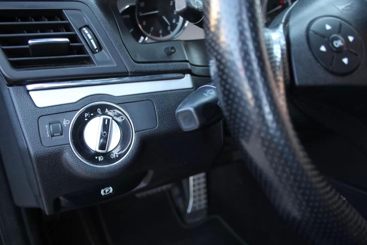 mercedes-benz-classe-e-2010-gasolina-1796cc
