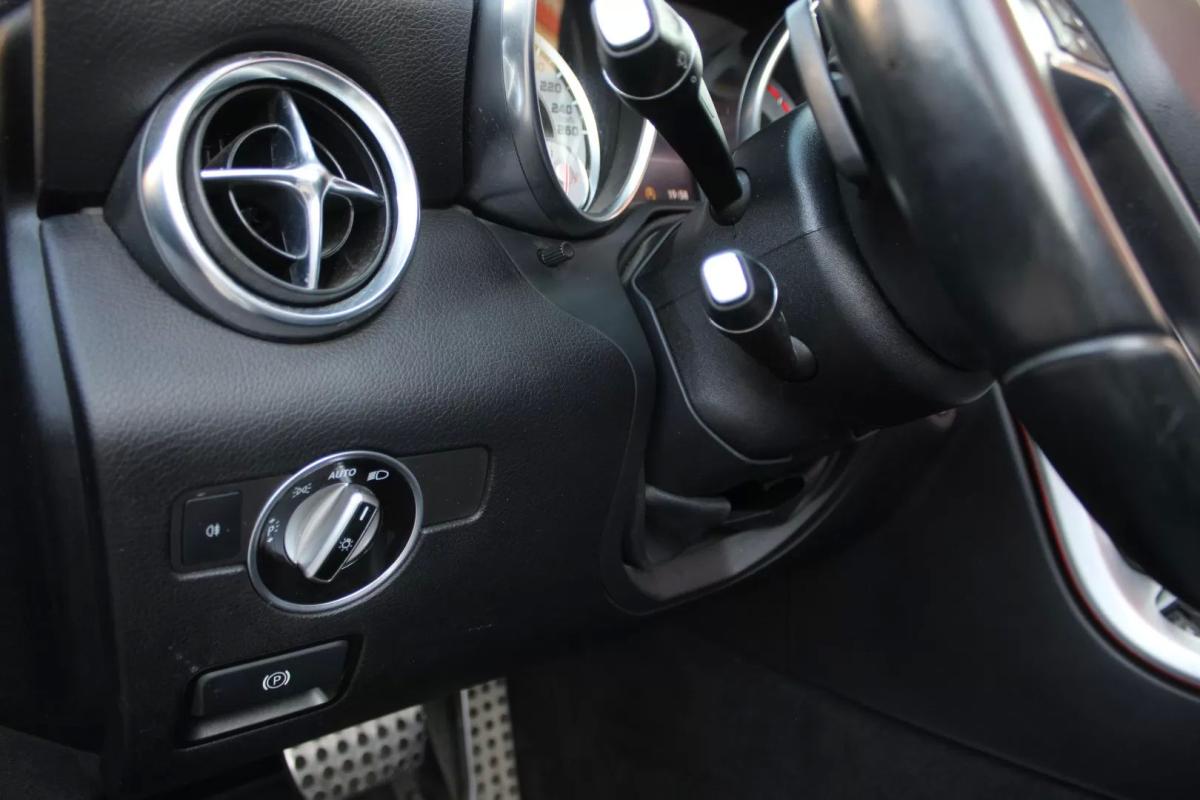 mercedes-benz-slk-2015-diesel-2143cc