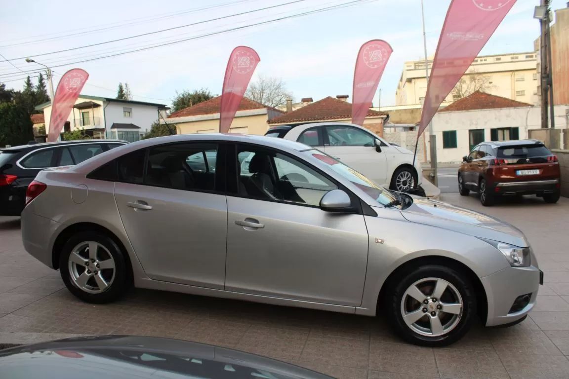 chevrolet-cruze-2010-gasolina-1598cc