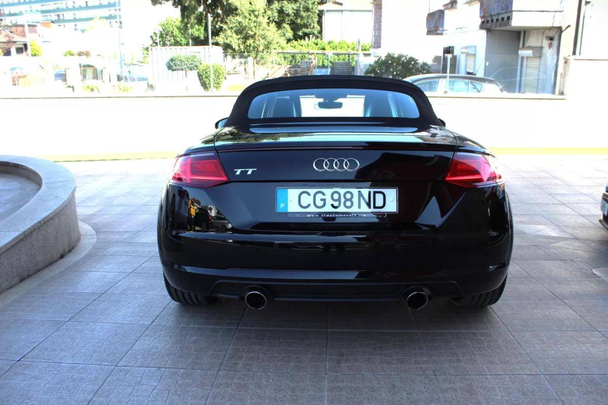 audi-tt-2015-gasolina-1984cc